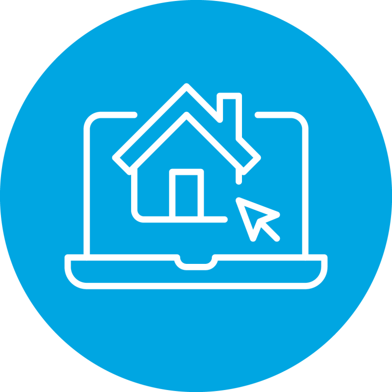 Haus-Symbol auf einem Laptop mit Cursor, auf blauem Hintergrund.